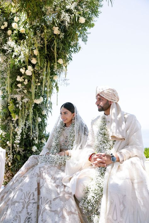 Walima Photography, Wedding In Spain, Asian Wedding Photography, Wedding Spain, Indian Wedding Photographer, Engagement Picture, Boho Wedding Decorations, South Asian Wedding, Tuscany Wedding