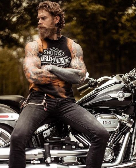 Josh Mario John, Men's Long Hairstyles, Rugged Men, Biker Men, Mens Fashion Rugged, Biker Life, Rugged Style, Long Hairstyles, Long Hair Styles Men