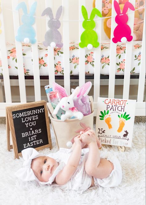 Easter Pictures Mom And Son, Easter Monthly Pictures, Newborn Easter Craft Ideas, 6 Month Easter Pictures, 3 Month Old Easter Pictures, Diy First Easter Pictures, Cute Easter Picture Ideas, Easter Baby Picture Ideas, Baby 1st Easter