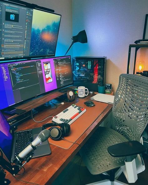 Gaming Desk Setup, Learn Computer Coding, Computer Desk Setup, Home Studio Setup, Streaming Setup, Ergonomics Furniture, Desktop Setup, Small Home Offices, Video Game Rooms