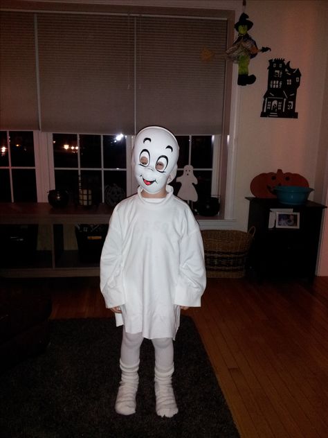 Friendly ghost Halloween costume made with an oversized white turtle neck, white tights and a Casper mask. Casper Halloween Costume, Casper Costume, Casper Ghost, Ghost Halloween Costume, Halloween Costume Suit, Casper The Friendly Ghost, Ghost Costume, White Tights, Friendly Ghost