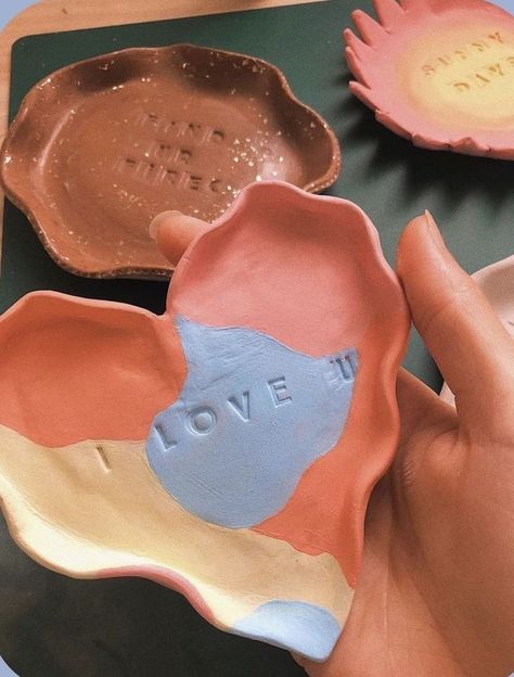 Seramic | love | color | art | baby color | pastel | handmade | dıy Clay Project Ideas, Sculpture Art Clay, Ring Display, Display Jewelry, Tanah Liat, Clay Diy Projects, Keramik Design, Clay Inspiration, Ceramics Pottery Art