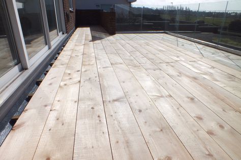 scaffolding board decking / balcony Wide Decking Boards, Scaffold Board Floor, Scaffolding Board Decking, Smoked Oak Millboard Decking, Scaffold Board Garden Table, Hot Tub Garden, Porch Garden, New Deck, Apartment Balconies