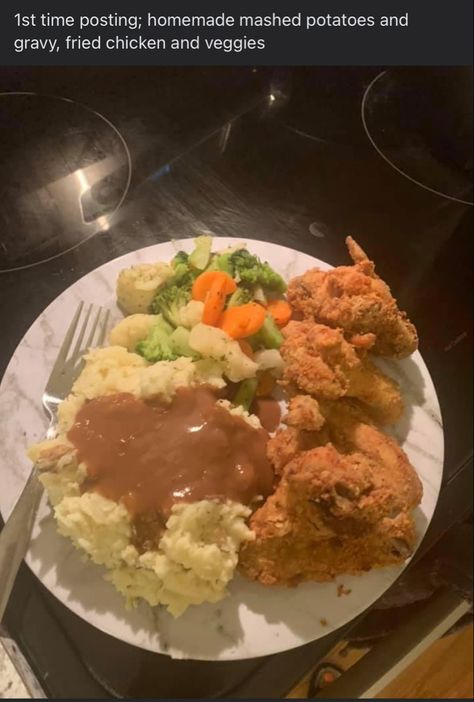 Plate Lunch Ideas To Sell, Soul Food Menu, Detroit Food, Plates Ideas, Fast Food Drinks, Ideas To Sell, Savory Foods, Plate Lunch, Fast Foods