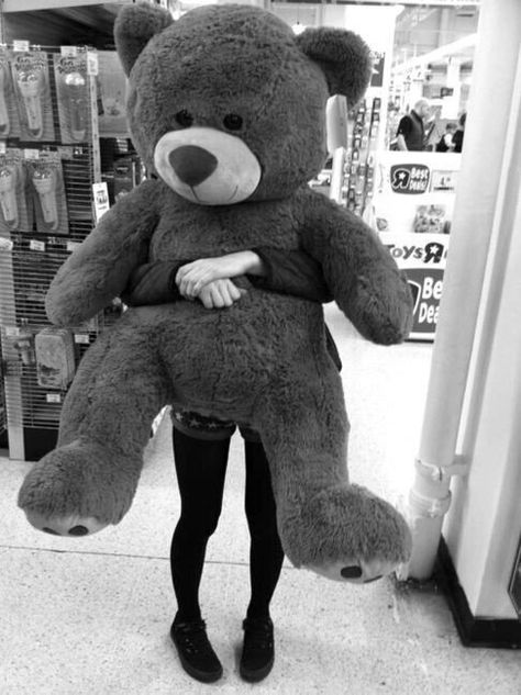 i really wish i could get a huge teddy bear for valentines day or for my bday or whatever...im not picky lol Human Size Teddy Bear, Bear Tumblr, Chill Hip Hop, Huge Teddy Bears, Big Teddy Bear, Big Teddy, Giant Teddy Bear, Giant Teddy, Bear Hug