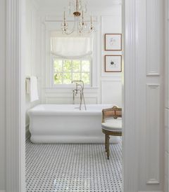 Katie O'Neal Design (@katieonealdesign) • Instagram photos and videos White Window Treatments, Instagram Bathroom, Bathroom Window Treatments, Window In Shower, Bathroom Window, Simple Curtains, Stunning Bathrooms, Home Decor Minimalist, Primary Bathroom