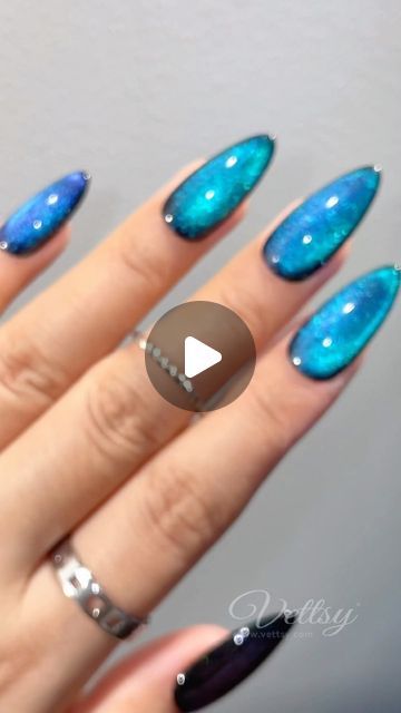 Vettsy on Instagram: "🌌Blue & Purple Color Shifting Cat Eye-Spectrum Cat Eye Gel-SP04 Swatch✨   👉 Shop the same nail supplies via my bio or visit vettsy.com  Follow @vettsystore & @vettsynails for more nail inspiration 🧚‍♀️  👭Tag friends who would like this👭  #vettsynails #nailsupply #nailsupplies #cateye #cateyenails #chromenails #magneticnails #chromenails #glitternails #chameleonnails #colorshift #colorshifting #bluenails #purplenails #neonnails" Blue Cateye Nails, Purple Cat Eye Nails, Blue Cat Eye Nails, Chameleon Nails, Eye Nails, Magnetic Nails, Tag Friends, Cat Eye Gel, Cat Eye Nails