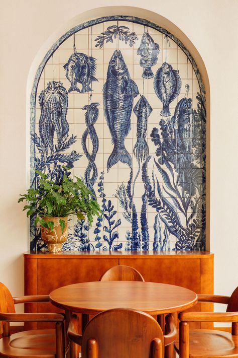 Rosamar: A Seafood Restaurant in Lisbon with Retro Seaside Style - Remodelista