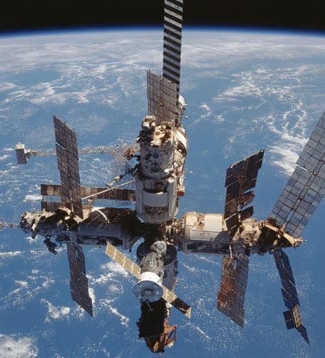 Nasa Space Program, Space Debris, Earth Orbit, Space Images, Apollo 11, Space Program, International Space Station, Space Nasa, Space Architecture