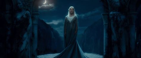 The Hobbit female character #Galadriel Cate Blanchett The Hobbit: An Unexpected Journey #elves #blonde #moonlight #movies #1080P #wallpaper #hdwallpaper #desktop Galadriel Costume, Andrew Upton, Hobbit An Unexpected Journey, An Unexpected Journey, Fellowship Of The Ring, Blowing Bubbles, Thranduil, Jrr Tolkien, Legolas