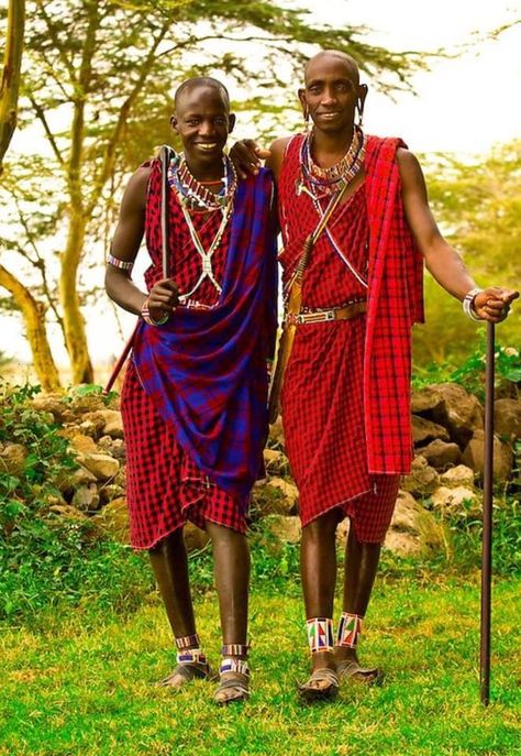 Masai Tribe, Amboseli National Park, Maasai People, Africa People, Traditional African Clothing, Afrikaanse Kunst, African People, Africa Fashion, Maasai