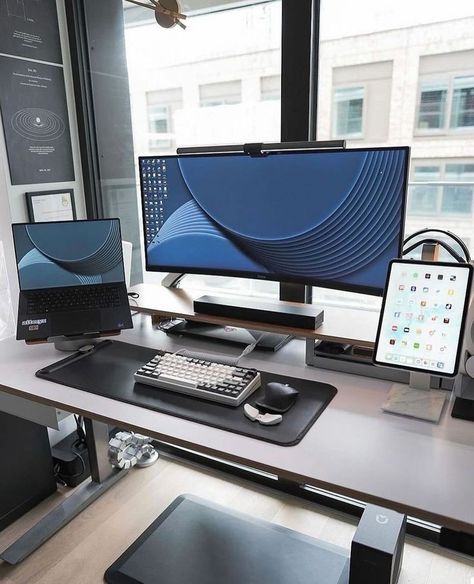 Gaming Desk Designs, Mac Setup, Gaming Desk Setup, Dream Desk, Computer Desk Setup, Desk Setups, Home Studio Setup, Desktop Setup, Desks For Small Spaces