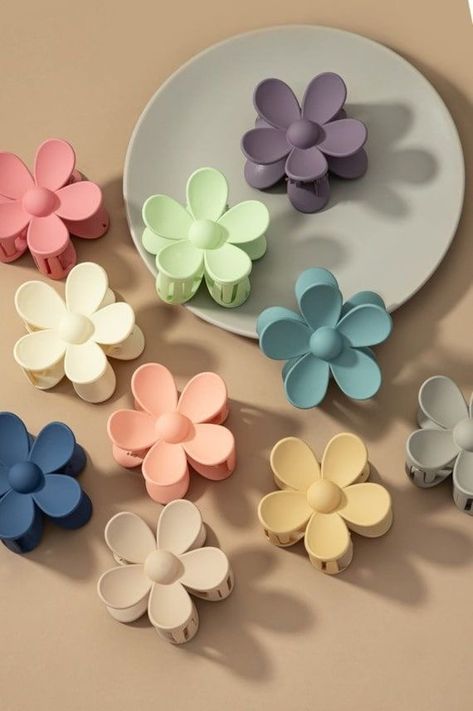 Fun Hair Clips, Claw Clips Flower, Products For Healthy Hair, Cute Claw Clips, Flower Claw Clips, Cute Clips, Flower Claw Clip, Hair Clips Flower, Teeth Design