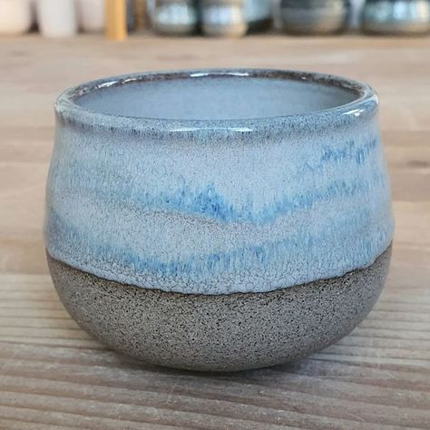 Michelle van Andel on Instagram: "Glazed with Amaco Potter's Choice Blue Rutile over Light Sepia. I love the variation of the colors, from soft grey to a darker blue." Blue Rutile Glaze, Glaze Inspiration, Glazing Pottery, Blue Rutile, Glaze Combos, Glaze Ideas, Pottery Glaze, Amaco Glazes, Clay Inspiration