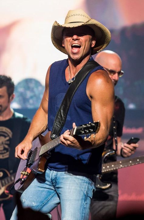 14 Bada** Pictures Of Kenny Chesney Killin’ It On Stage To Get You In The Summer Concert Mood Country Music Guitar, He Plays Guitar While I Sing Lou Reed, Kenny Chesney Tour, Cowboy Playing Guitar, No Shoes Nation, Elvis Wild In The Country, Kenny Chesney Concert, Kenney Chesney, Blues Riffs Guitar