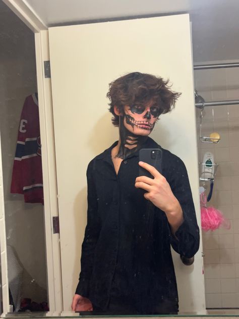 Deer Halloween Makeup, Deer Halloween, Supreme Wallpaper, Gender Envy, Instagram Aesthetic, Halloween Makeup, Makeup Ideas, Cute Hairstyles, Spiderman