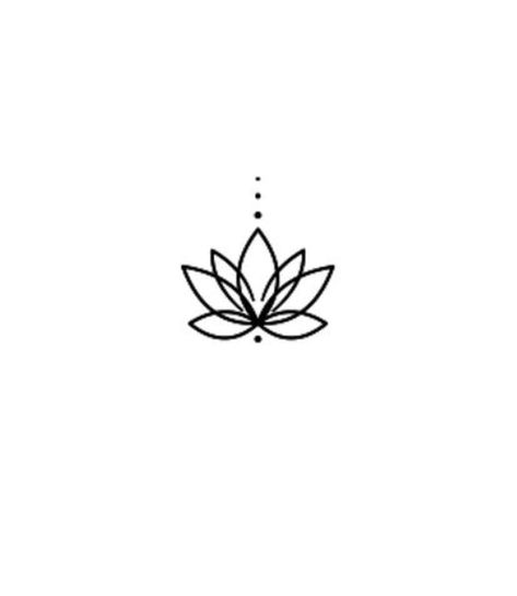 Lotus Tattoo Finger, Lotus Flower Tattoo Minimalist, Mini Lotus Flower Tattoo, Lotus Flower Tattoo Finger, Finger Tattoos Stencils, Tiny Tattoos Lotus, Lotus Small Tattoo Simple, Small Lotus Tattoos For Women, Lotus Flower Finger Tattoo