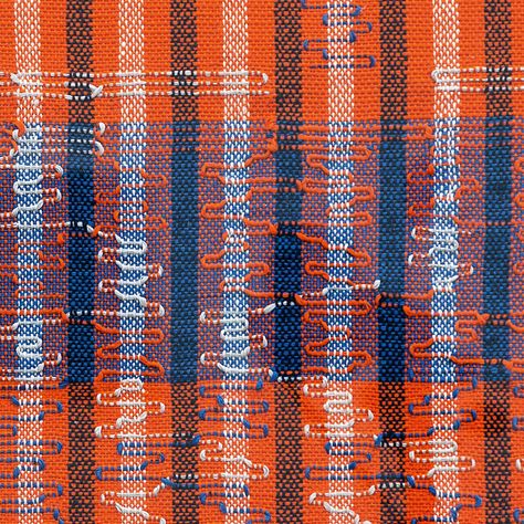 Anni Albers’s Intersecting: geometric language Annie Albers, Anni Albers, Tartan Design, Central Saint Martins, Textile Artist, Traditional Crafts, Textile Artists, Art Inspo, Modern Art