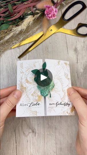 Harry Potter Box, Harry Potter Scrapbook, Harry Potter Cards, Gilding Wax, Slider Cards, Card Tutorial, Fancy Folds, Fun Fold Cards, Card Tutorials