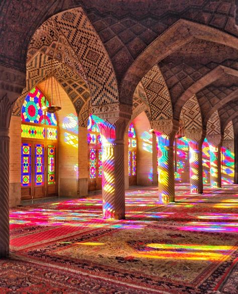 Hiking Trails & Travel Tips on Instagram: “Nasir-ol-Molk Mosque in Shiraz, Iran 🇮🇷⁠ >> Share your story if you have been here or let us know if this place is on your bucket list👇⁠ >>…” Shiraz Iran, Share Your Story, Wallpaper Images, Phone Wallpaper Images, Shiraz, Hiking Trails, Your Story, Iran, Taj Mahal