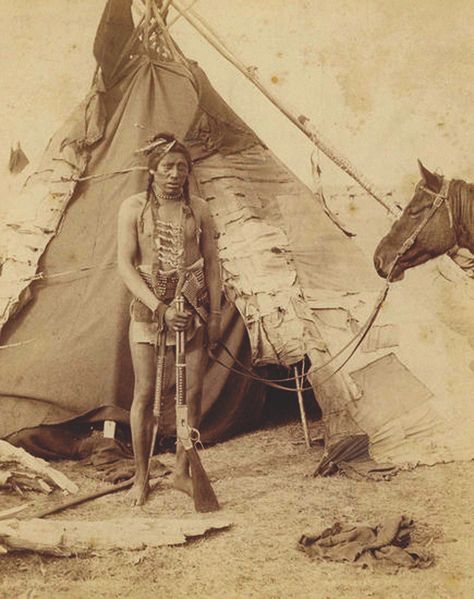 Blackfoot Indian, American Indian History, Native American Images, Indian Pictures, American Photo, Native American Pictures, Wilde Westen, Native American Photos, Native American Peoples