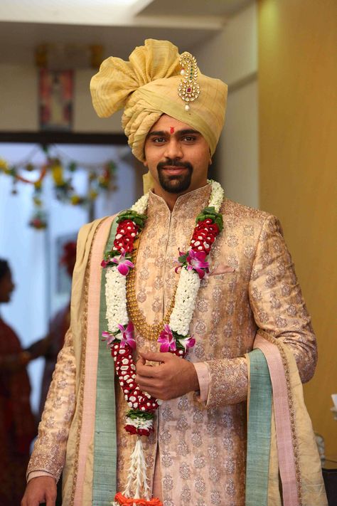 The Dapper Groom! Pagdi Wedding Grooms, Indian Wedding Outfits For Men, Groom Indian Wedding Outfits, Groom Turban, Indian Groom Dress, Dapper Grooms, Wedding Outfits For Groom, Groom Dress Men, Indian Groom Wear