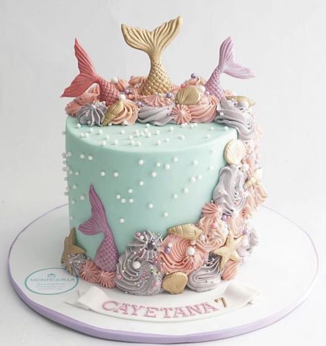 #cakes #mermaidcakes #fishcakes #birthdaycakes Dolly Cakes, Little Mermaid Birthday Cake, Cake Designs For Kids, Candy Birthday Cakes, Holly Dolly, Ocean Cakes, Little Mermaid Cakes, Mermaid Birthday Cakes, Mermaid Cake Topper