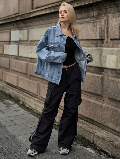 Cargo Pants Women Outfit, Jean Jacket Outfits, Cargo Pant, Cargo Pants Women, Outfits Aesthetic, Jacket Outfits, Flap Pocket, Cargo Pants, Jean Jacket