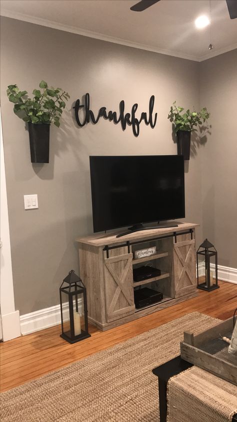 Feather and birch,thankful sign, tv area, farmhouse decor, magnolia market Wolverines Animal, Nikko Hurtado, Taurus Horoscope, Improvement Quotes, Camo Wedding, Recipes Indian, Clothes Vintage, Small Apartment Decorating, Toned Arms