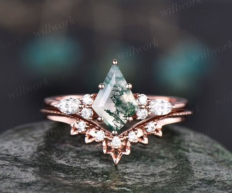 Kite Cut Ring, Ring For Women Unique, Quartz Engagement Ring, Moss Agate Engagement Ring, Emerald Wedding Rings, Cute Engagement Rings, Ring Rosegold, Rutilated Quartz Ring, Agate Engagement Ring