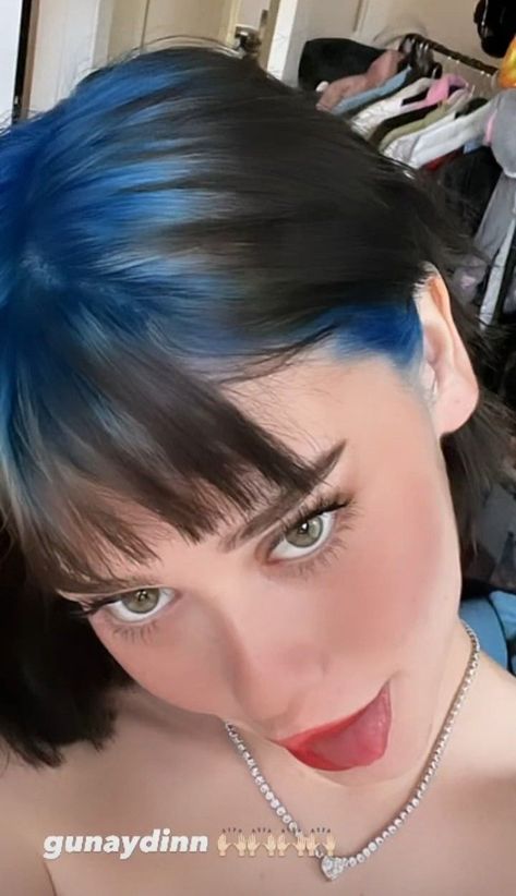 Summer Lovin' Haircuts: Dive into the Rainbow Trend Dark Blue Roots Black Hair, Blue Hair Black Tips, Coloured Roots On Black Hair, Ghost Roots Hair Dye, Blue Roots Hair, Black Hair With Blue Roots, Colorblock Bangs, Ghost Roots Short Hair, Blue Ghost Roots