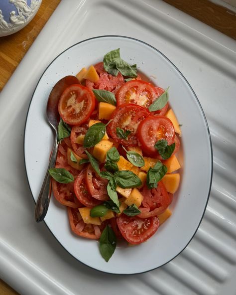 The easiest summer salad: tomatoes, cantaloupe, basil and extra virgin olive oil 🍃 . . . Leaning into these days where turning on the oven is the last thing you want to do 🩷 . . . #sunmerfood #cottagekitchen Cantaloupe And Mozzarella With Prosciutto And Basil, Tomato Basil Couscous, Heirloom Tomato Caprese Salad, Summer Salad, Virgin Olive Oil, Cottage Kitchen, Extra Virgin, Extra Virgin Olive Oil, Summer Salads