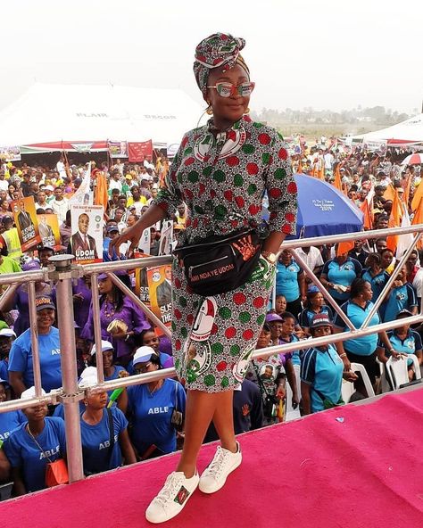 Ini Edo Rocks PDP Customized Ankara Outfit - Celebrities - Nigeria Ini Edo Fashion, Ini Edo, Corporate Dress, Today Is My Birthday, Power To The People, Black Women Fashion, African Design, Ankara Styles, Celebrity Entertainment