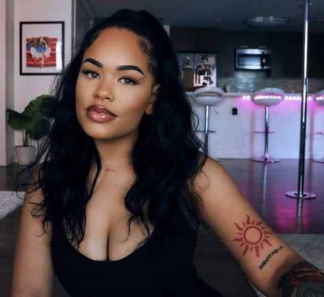 Arm Tattoo Black Women, Outside Arm Tattoo, Tattoo Black Women, Rising Sun Tattoos, Black People Tattoos, Whatcha Doin, Traditional Tattoo Designs, Black Girls With Tattoos, Laying In Bed