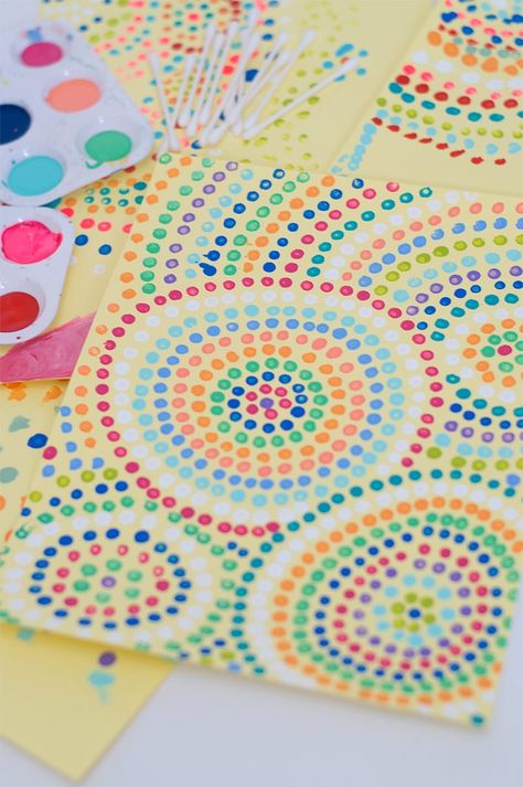 Dot Day Art Projects Elementary, Dot Art For Kids, Dot Day Art Projects, Dot Markers Art, Interactive Art Projects, Polka Dot Art, Q Tip Painting, Art Project For Kids, Dot Day