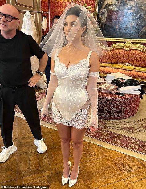 Kourtney Kardashian wished her Dolce & Gabbana wedding dress designer, Domenico Dolce, a happy birthday on her Instagram earlier on Saturday. Kardashian Wedding, Wedding Dresses Videos, Italian Lingerie, Costume Noir, Celebrity Wedding Dresses, Mini Wedding Dresses, Ellen Von Unwerth, Vogue Wedding, Travis Barker