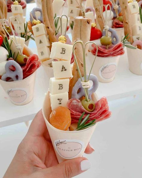 Easy Baby Shower Brunch Food Station & Bar Ideas - One Sweet Nursery Shower Finger Food Ideas, Baby Shower Finger Food Ideas, Food Ideas Appetizers, December Baby Shower Ideas, Baby Shower Finger Foods, Gender Reveal Food, Baby Shower Brunch Food, Shower Appetizers, Finger Food Ideas