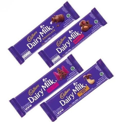 Coklat Dairy Milk, Coklat Cadbury, Hostel Food, Daily Milk, Minuman Aesthetic, Makanan Aesthetic, Food Organization, Cadbury Chocolate, Cadbury Dairy Milk