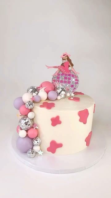 Rhinestone Cowgirl Birthday Cake, Space Cowgirl Cake Ideas, Shania Twain Birthday Cake, Cowgirl Bday Cake, Disco Cowgirl Birthday Party Cake, Disco Cowgirl Cake Ideas, Disco Cowgirl Party Cake, Space Cowgirl Birthday Cake, Disco Barbie Cake