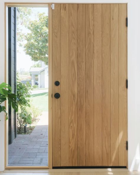 Oak Door Exterior, Timber Front Doors Australia, Light Wooden Front Door, Timber Entrance Door, Japandi Front Door, Light Wood Front Door, Scandinavian Front Door, Wood Door Entrance, Modern Wood Front Door