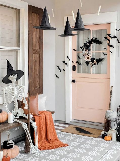 Bat wall stickers Halloween decor for your Halloween party decoration supplies. Fluttering bats decals will set a scene indoor or outdoor during October, wow your guests and trick-or-treaters with these amazing bat decor! Crescent Moon Wreath, Modern Halloween Decor, Moon Wreath, Holiday Living Room, Halloween Bat Decorations, Bat Wall, Modern Halloween, Summer Party Decorations, Halloween Tattoo