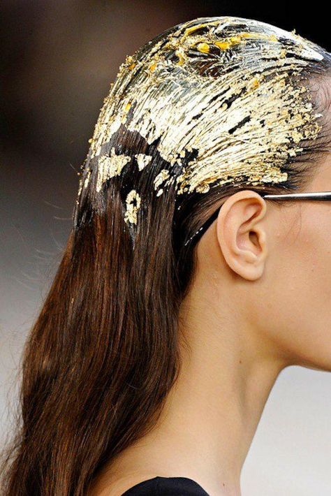 Design inspiration - Rose Gold Accessories, The 14 trends of Winter.14 #Cue #Winter #Fashion #Trends Foil Tattoo, Hair Adornments, Golden Hair, Glitter Hair, Gold Hair, Big Hair, Bride Hairstyles, Gold Leaf, Hair Goals