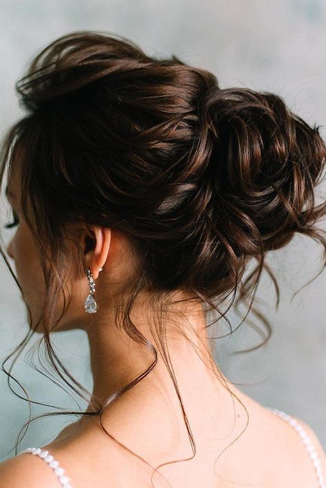 30 Prettiest Bohemian Wedding Hairstyles ❤ bohemian wedding hairstyles curly high bun on ark hair with loose curls sasha_esenina #weddingforward #wedding #bride #weddinghairstyles #bohemianweddinghairstyles Top Bun Wedding Hairstyles, Bride Hair Updo Loose, High Bun Bridal Hair With Veil, Mid High Bun Wedding Hair, Bridal Hair High Bun, High Updos For Medium Length Hair, Curly High Bun, Bohemian Wedding Hairstyles, Wedding Hairstyles Curly