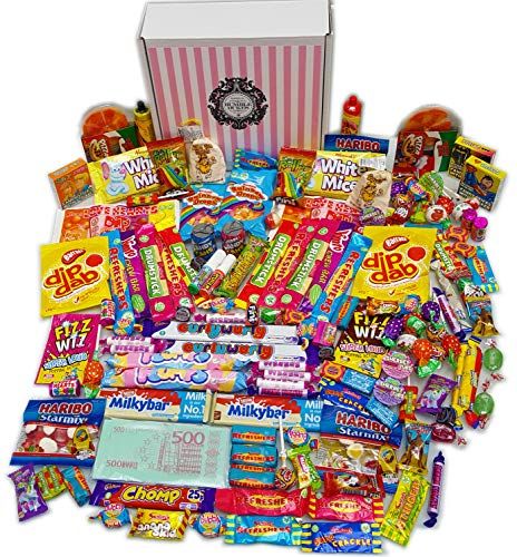 British Sweets Candies, British Snacks England, British Snacks, British Candy, British Chocolate, British Sweets, Japanese Candy Kits, Sweet Hampers, Retro Sweets