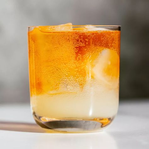 Drink Syrups, Aromatic Bitters, Drink Recipes Nonalcoholic, Homemade Syrup, Dry January, Non Alcoholic Cocktails, Alcoholic Cocktails, Mocktail Recipe, Ginger Ale