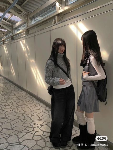 K Fashion Aesthetic, Japan Clothing Style, Chinese Fashion Aesthetic, Acubi Winter, Winter Outfits Grunge, Simple Korean Outfits, Japan Outfit Winter, Acubi Club, Chinese Douyin