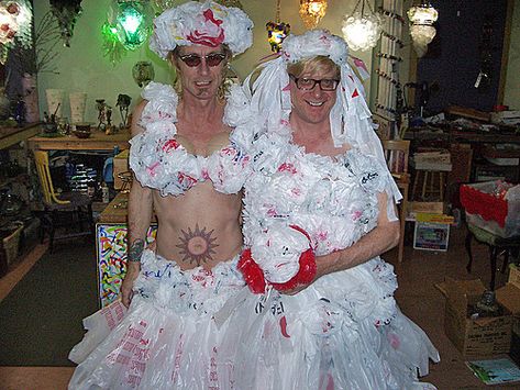 Funny Wedding Dress, Ugly Wedding Dress Funny, Bad Wedding Dresses, Cringey Wedding, Ugliest Wedding Dress Funny, Cringe Wedding, Trashy Wedding, Strange Wedding, Ugly Wedding