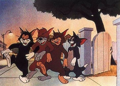 Tom And Jerry Funny, Tom And Jerry Wallpapers, Jerry Cartoon, Tom And Jerry Cartoon, Tom Y Jerry, Tom Cat, Karakter Disney, Tom Y, Cartoon Profile Pictures