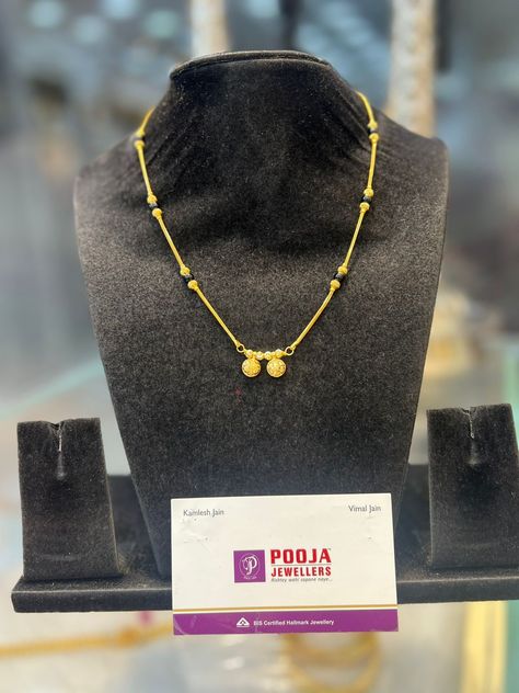 ✨✨SHORT MANGALSUTRA IN AAGHANDH INDRAJEET CHAIN BHARNI WEIGHT 10.500GMS ✨✨ Short Mangalya Chain Designs Gold, Vaati Mangalsutra Design, Short Mangalasutram Chain Designs, Magalsutram Chain Designs Gold Short, Short Gold Mangalsutra Designs, Manglsutr Design Short, Gold Chain Mangalsutra Designs, Fancy Mangalsutra Designs Gold, Short Mangalsutra Designs Gold