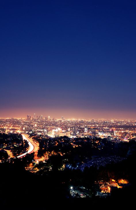 Definitely missing the Los Angeles city lights! Will be back soon enough though :) Los Angeles Photography, Los Angeles City, Pacific Coast Highway, City Of Angels, California Love, California Dreamin', California Dreaming, Night City, City Aesthetic